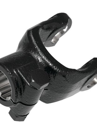 Introducing the Sparex PTO Yoke - Interfering Clamp Bolt, designed for robust mechanical and automotive applications. This black metal U-joint yoke features a 1 3/4''-20 splined bore and measures 35 x 106.5mm. Compatible with PTO Series components, it ensures reliable performance for your needs. Find it under Sparex Part No.S.117817.
