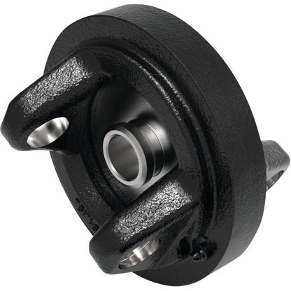 Sparex Weasler PTO Wide Angle Centre Body with two prongs and a central hole for connection, compatible with Walterscheid specifications (U/J Size: 32 x 76 & 27 x 94mm) | Sparex Part No.S.117847.