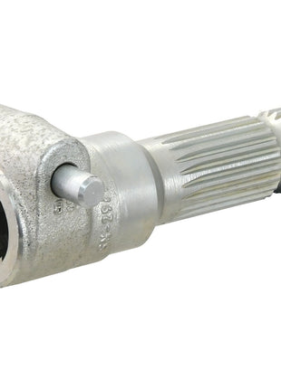 The PTO Adaptor - Female spline 1 3/8'' - 6 x Male spline 1 3/8'' - 21 with Quick Release Pin (S.3738) by Sparex features a quick release pin for easy and efficient operation.