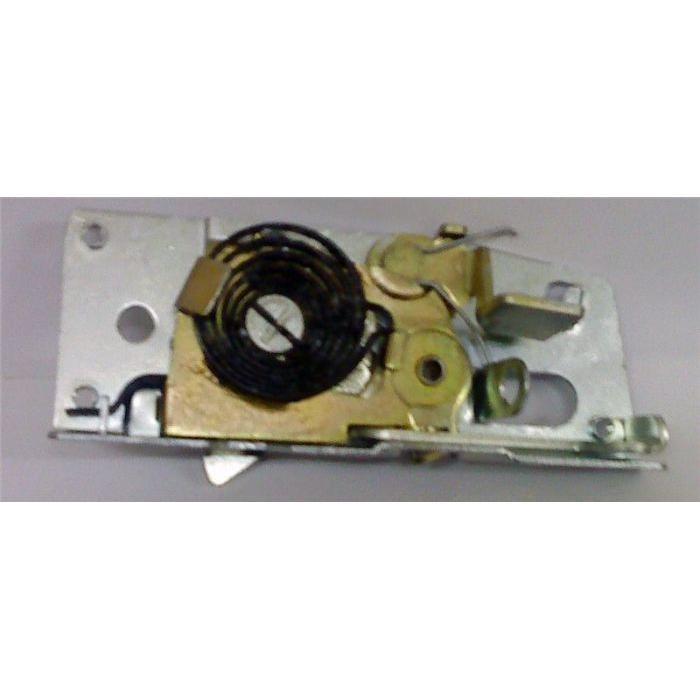 This Massey Ferguson - Inner Door Handle R/H 3000 Series (Part No. 3385310M91) by AGCO is mounted on a sturdy rectangular baseplate with pre-drilled holes for easy installation. Designed specifically for the Massey Ferguson 3600 Series, it ensures seamless integration and optimal performance.