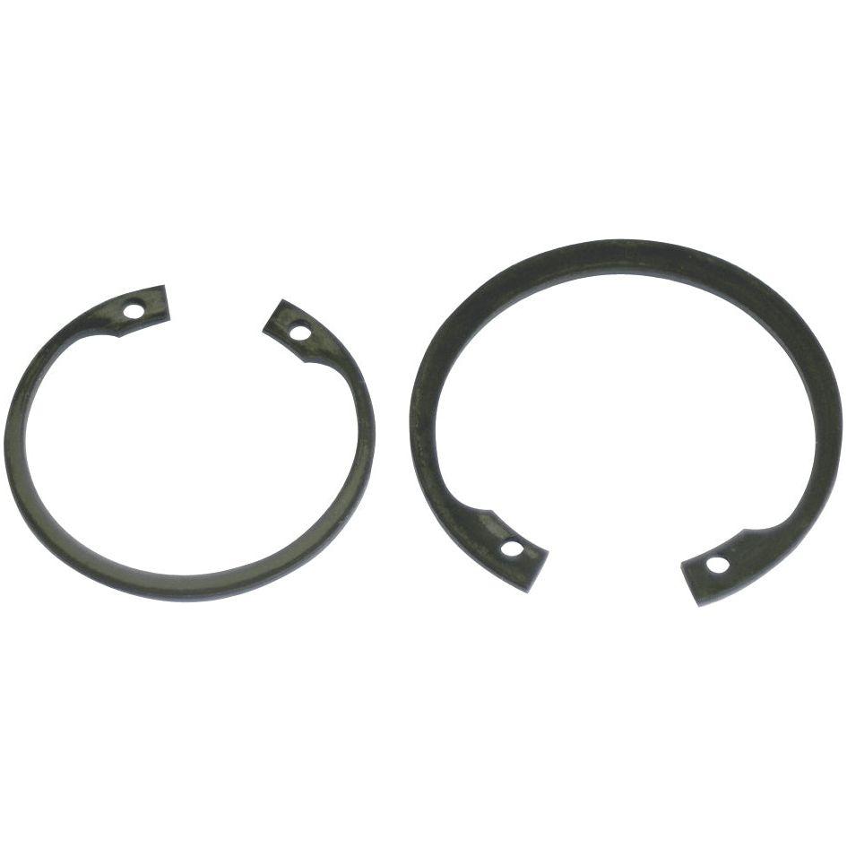Internal Circlip, 40mm (Din 472)
 - S.2831 - Massey Tractor Parts