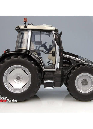 Massey Ferguson - MF 5S BLACK VERSION | 1 : 32 - X993042206451 - Massey Tractor Parts