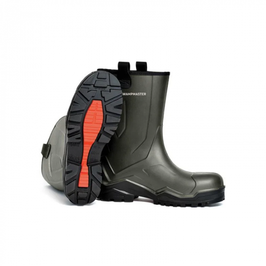 Pair of green waterproof boots shown, with one standing upright and the other tilted to display the red and black sole. Brand name "Swampmaster" is visible on the side. These Swampmaster - Pro Challenger+ S5 Safety Rigger boots (model SWP680) feature a composite toecap for added protection.