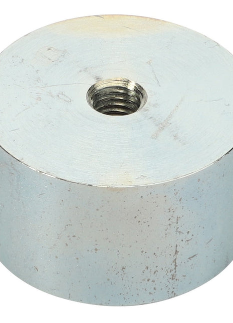 Product: AGCO | LUG - AL5220418 (Brand: AGCO) is a cylindrical metal component featuring a threaded hole at its center. The item displays noticeable wear and surface scratches. Unfortunately, detailed product description information is currently unavailable.