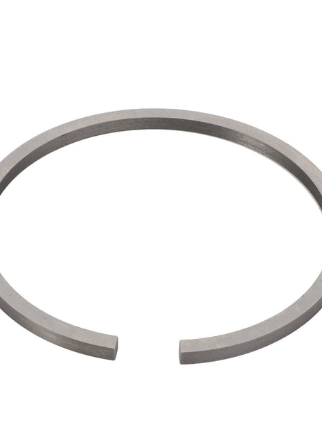 Presenting the AGCO Sealing Washer - F149200100080, a precision-engineered metal split ring with an open gap, ideally suited for various mechanical assemblies.