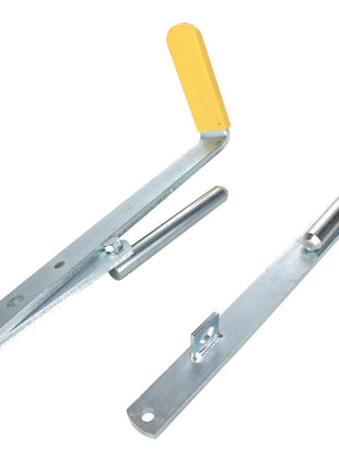 AGCO | KIT - AL5220272 consists of two metal lever arms with a pivot mechanism and a yellow handle. One arm is equipped with a small rectangular bracket. Both are designed for mechanical applications.