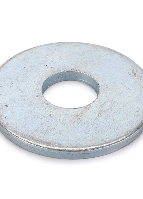 The AGCO | Disc - Fel116007 is a sturdy, flat, circular metal washer with a precisely machined central hole.
