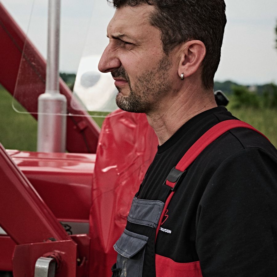 Red Line T-Shirt with Embroidered MF Logo | X993482501