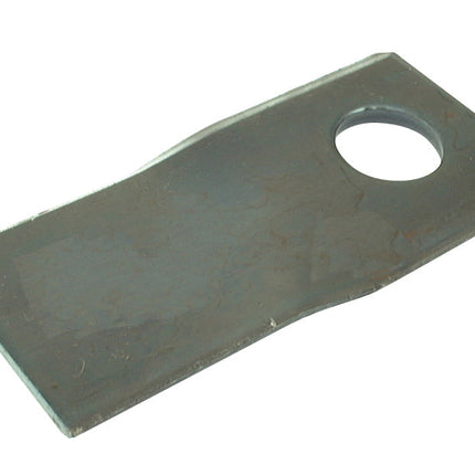 Mower Blade - Twisted blade, top edge sharp & parallel -  96 x 48x4mm - HoleâŒ€19mm  - RH -  Replacement for Claas, Krone
 - S.77095 - Massey Tractor Parts